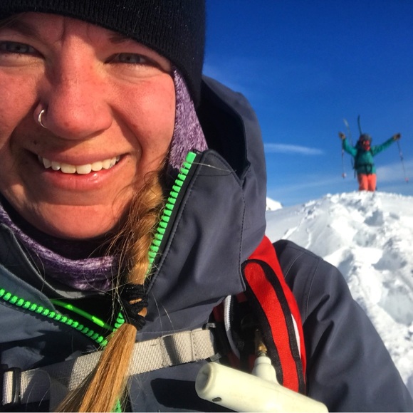 Meet your Posher, Lesley - Picture 1 of 1